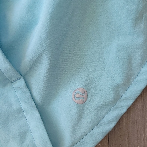 Lululemon Speed Up Shorts Blue Glow Size 14 2.5 inseam NWOT Sold out online - Picture 5 of 7